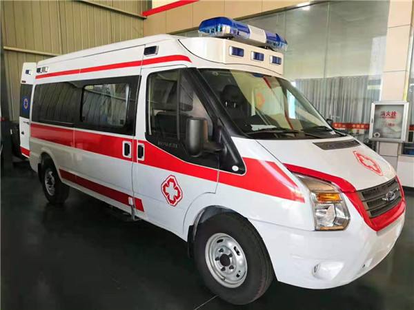 石城县福特V362救护车